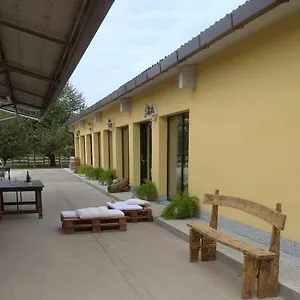  בית חווה Azienda Agrituristica Scotti